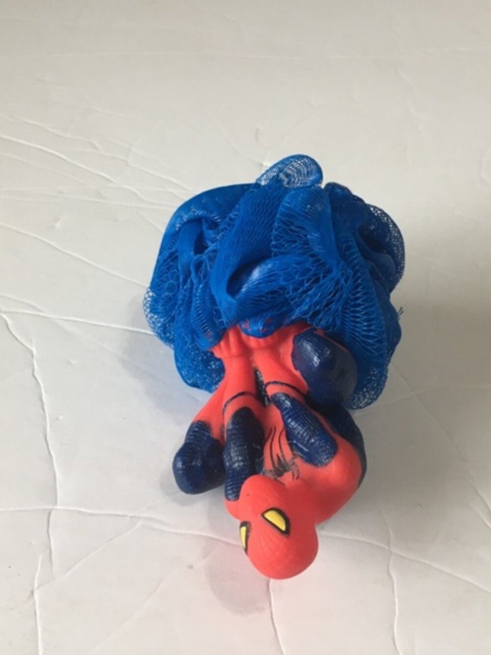 Spiderman Red & Blue Kids Bath Toy with Mesh Scrubber - Picture 7 of 8